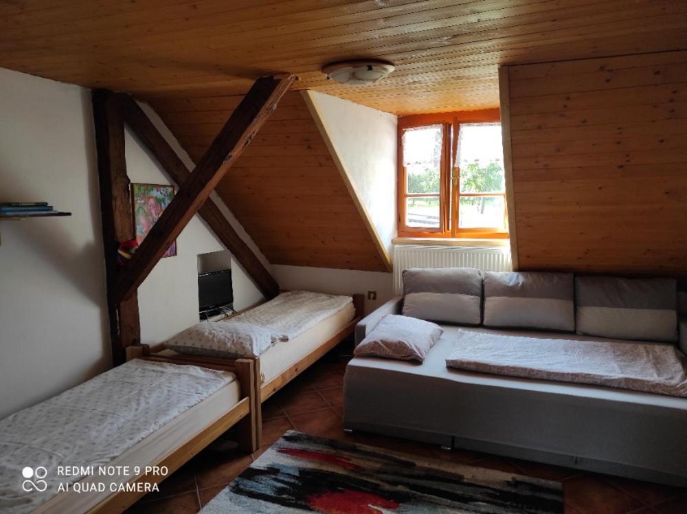 Apartman Pod Sribrnou Horou Lhenice Exterior foto